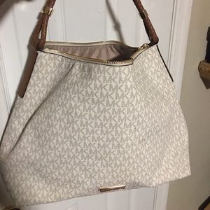 Vanilla Michael Kors purse
